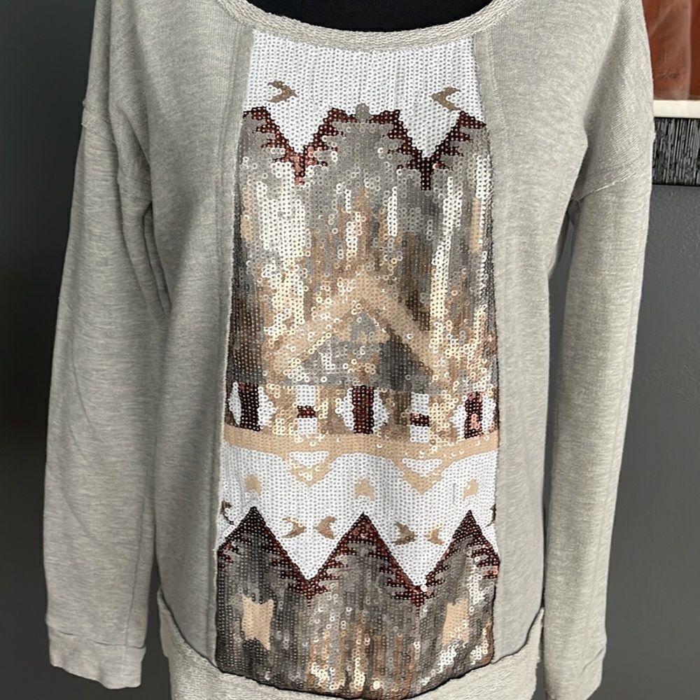 Maurices gray sequin center front graphic french terry lining/trim sweatshirt XS - Picture 2 of 6